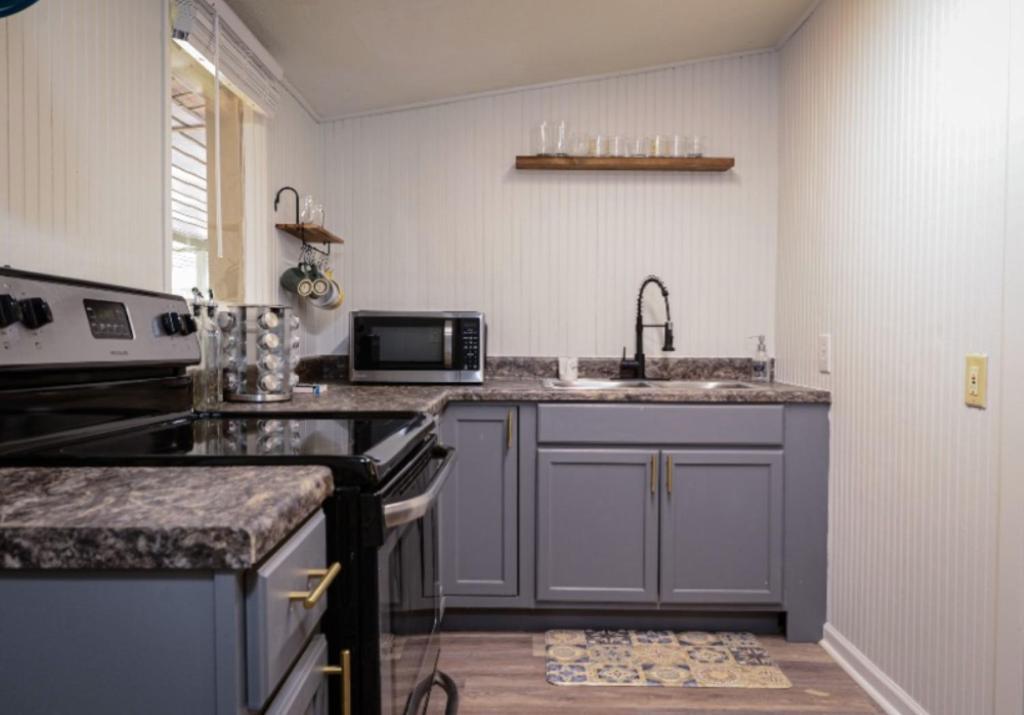 Quaint And Quiet Columbus Ga Stay Екстериор снимка